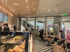 -星巴克臻选(莘庄仲盛店)