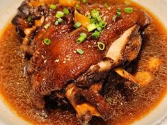-老码头黑皮肘子锅包肉熏酱水饺(文政街店)
