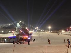 -庙香山滑雪场