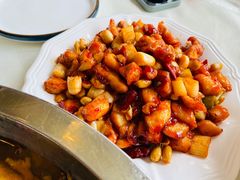 -鑫巴蜀小镇 · 水煮鱼专研店(玉桥店)