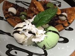 绿茶窝夫-Lia Cafe Bar Restaurant松山咖啡屋