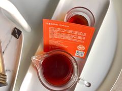 -UNI UNI(环亚凯瑟琳店)