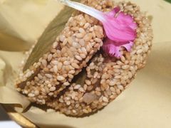 绿茶饼-卯时·龙光雅宴·精致锡帮菜(惠山古镇店)