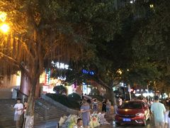 -八一好吃街·高品美食广场