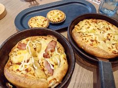 -必胜客(上海华谊新所店)