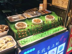 -泰龙城小吃街