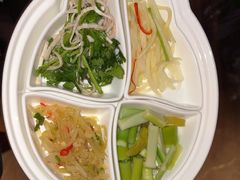 -左庭右院鲜牛肉火锅黑金店(陆家嘴中心店)