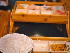 -勺子米线·云南传统小吃市集(四方街店)