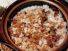 特色腊味煲仔饭-百年果林椰子鸡(中洲店)