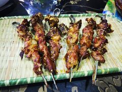 -乡村馕坑肉·烧烤·新疆菜·本地人更爱吃(阿勒泰首店)
