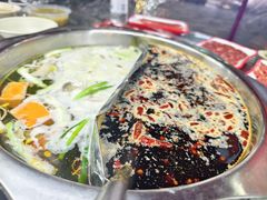 -储奇门鳝鱼火锅(总店)