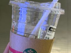 -星巴克(上海虹桥站2A检票口)