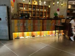 -喝丢一只鞋辣炒海鲜小烧烤(三八广场店)