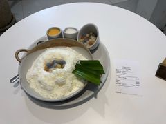咸蛋黄冰-Cheevit Cheeva(Sirimangkalajarn)