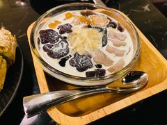 紫薯芋圆仙草奶冻-Let's Taipei 非常烘焙(太古里店)