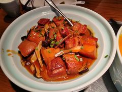 -花菇朵·云山雀 ll 野生菌锅·野果酸汤·精品滇菜(万柳店)