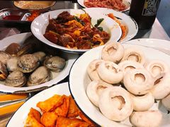 -马路牙子地桌烤肉(工体店)
