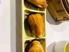 榴莲千丝酥-稻香酒家·34年老字号·港式粤菜(汉街店)