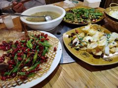 乡村巴骨肉-郑件洋芋饭庄