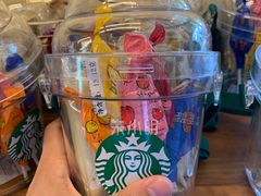 星礼桶-星巴克(迪士尼小镇店)