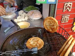 葱油饼-老吴记水饺馆(前进五路店)
