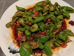 -小炉灶铁锅炖