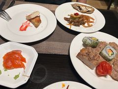 -大中华希尔顿酒店-念自助餐·海南美食·三文鱼