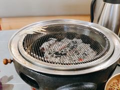 -围炉肉舍丹东海鲜烤肉·烤活鳗(步行街店)