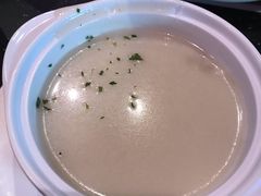 -荷里活餐厅