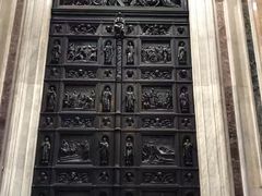 -滴血救世主教堂