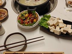 -汤宴·参须肚包鸡(南京路店)