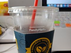 -全家便利店(襄阳南路店)