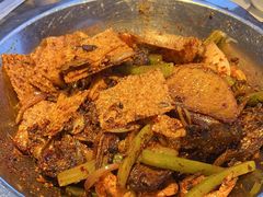 -嘎嘎鸭下巴·爆辣干锅(明教寺店)