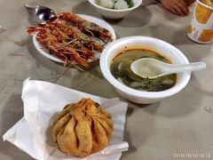 -六合夜市