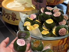 -龍歌自助小火锅(市南金茂湾店)