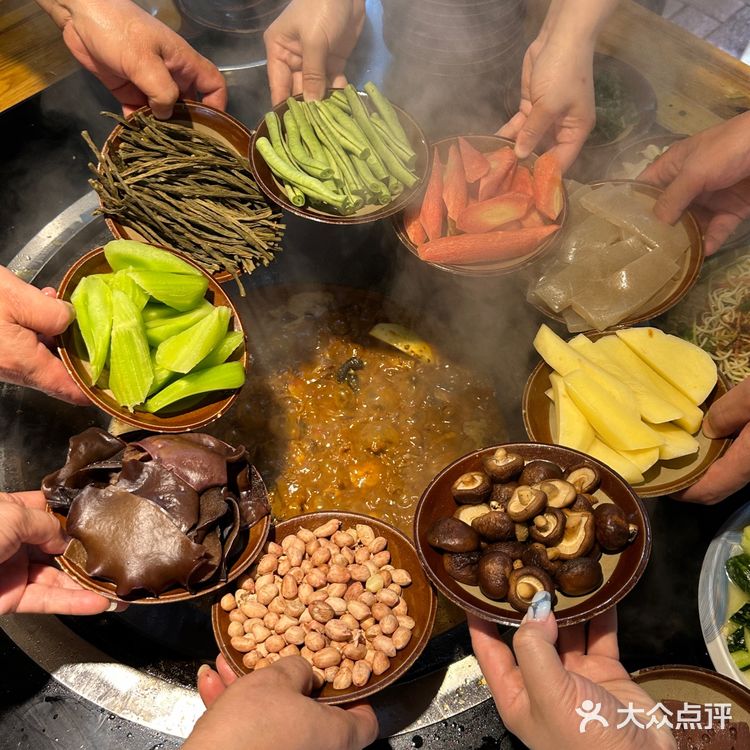 家人们谁懂啊！！在重庆吃到好吃的的柴火鸡！！