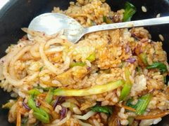 -拌来拌去石鍋拌飯(文鼎店)