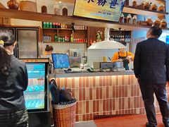 -巴卤社老火锅(财富店)
