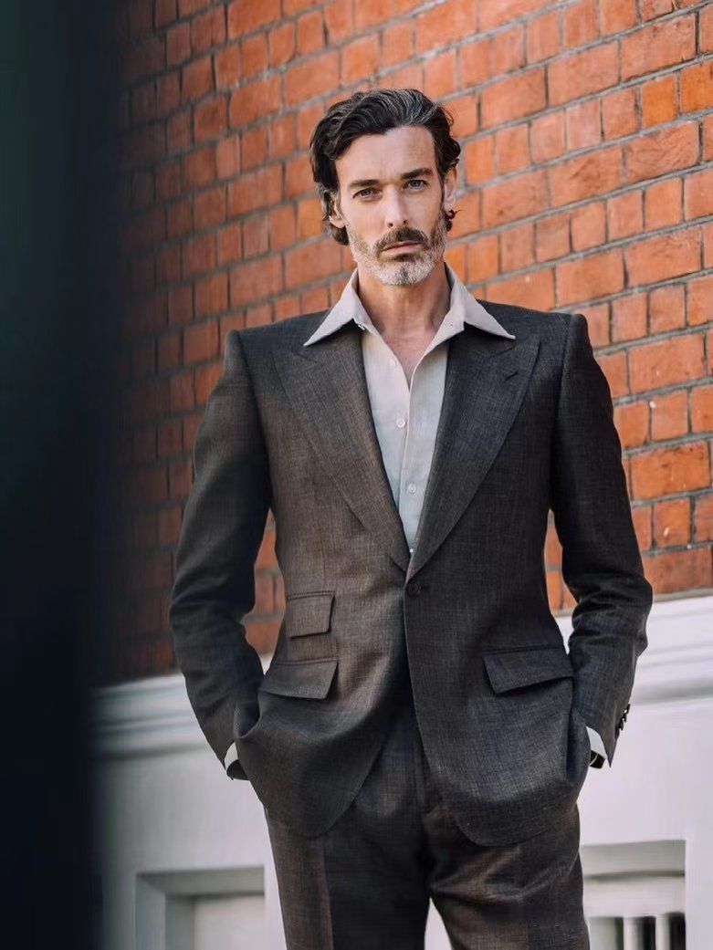 太原彬左西服定制