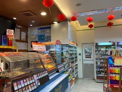 -全家便利店(愚园店)