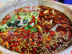 -渔香岛美蛙鱼头火锅(威清路店)