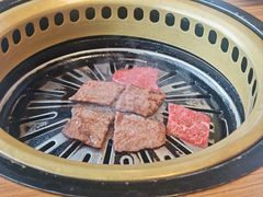 -炼火烤肉店