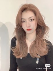 -时尚殿堂明星门店