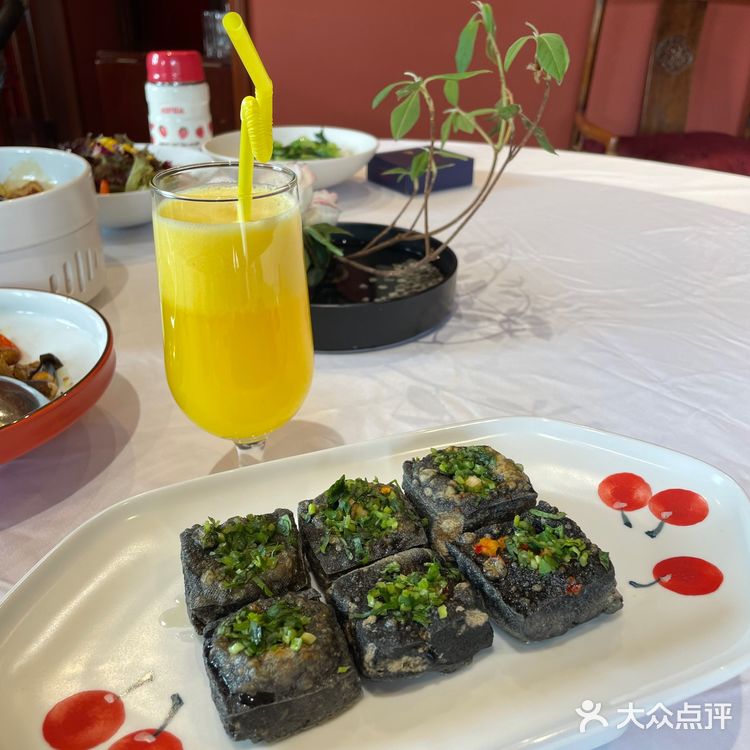 藏在橘子洲的宝藏湘菜馆