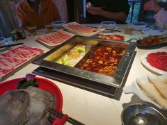 -二荆条·蜀鲜汇城市森林火锅