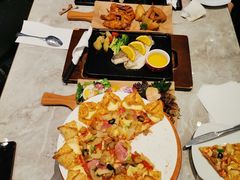 -必胜客(东大桥店)