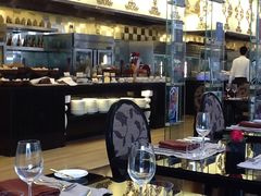 -圣丰索菲特·2 On 988 Café 自助餐厅