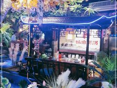 -城墙拐拐火锅(三峡广场黑金冠店)