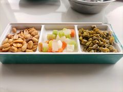 -荷塘秋月·本帮江浙菜(国权路店)