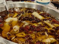 -鑫巴蜀小镇 · 水煮鱼专研店(玉桥店)